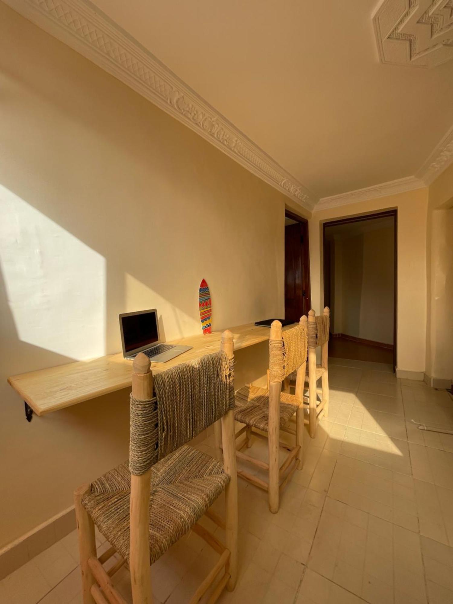 Yasurf Guesthouse ทากาเซาท์ ภายนอก รูปภาพ