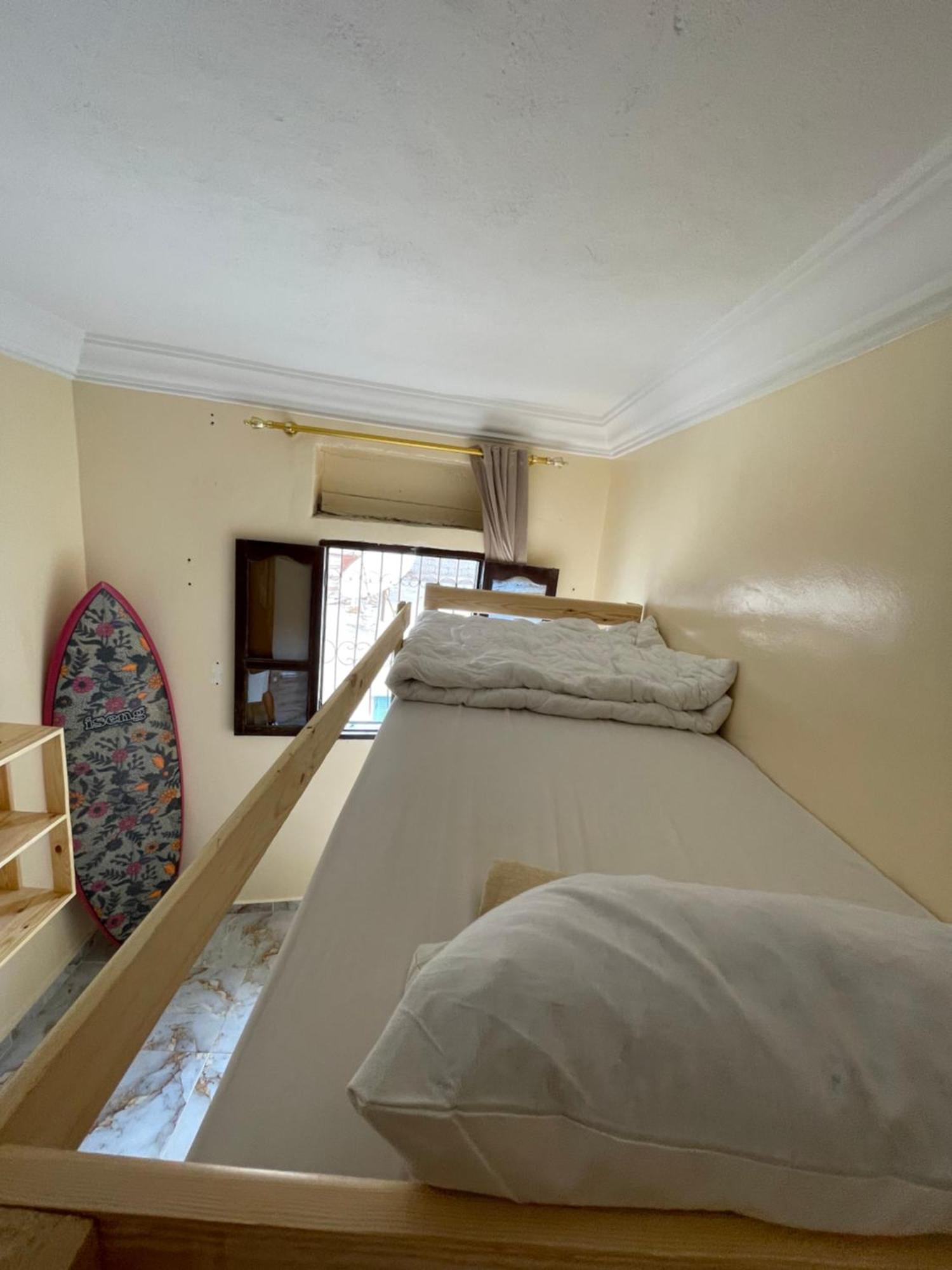 Yasurf Guesthouse ทากาเซาท์ ภายนอก รูปภาพ