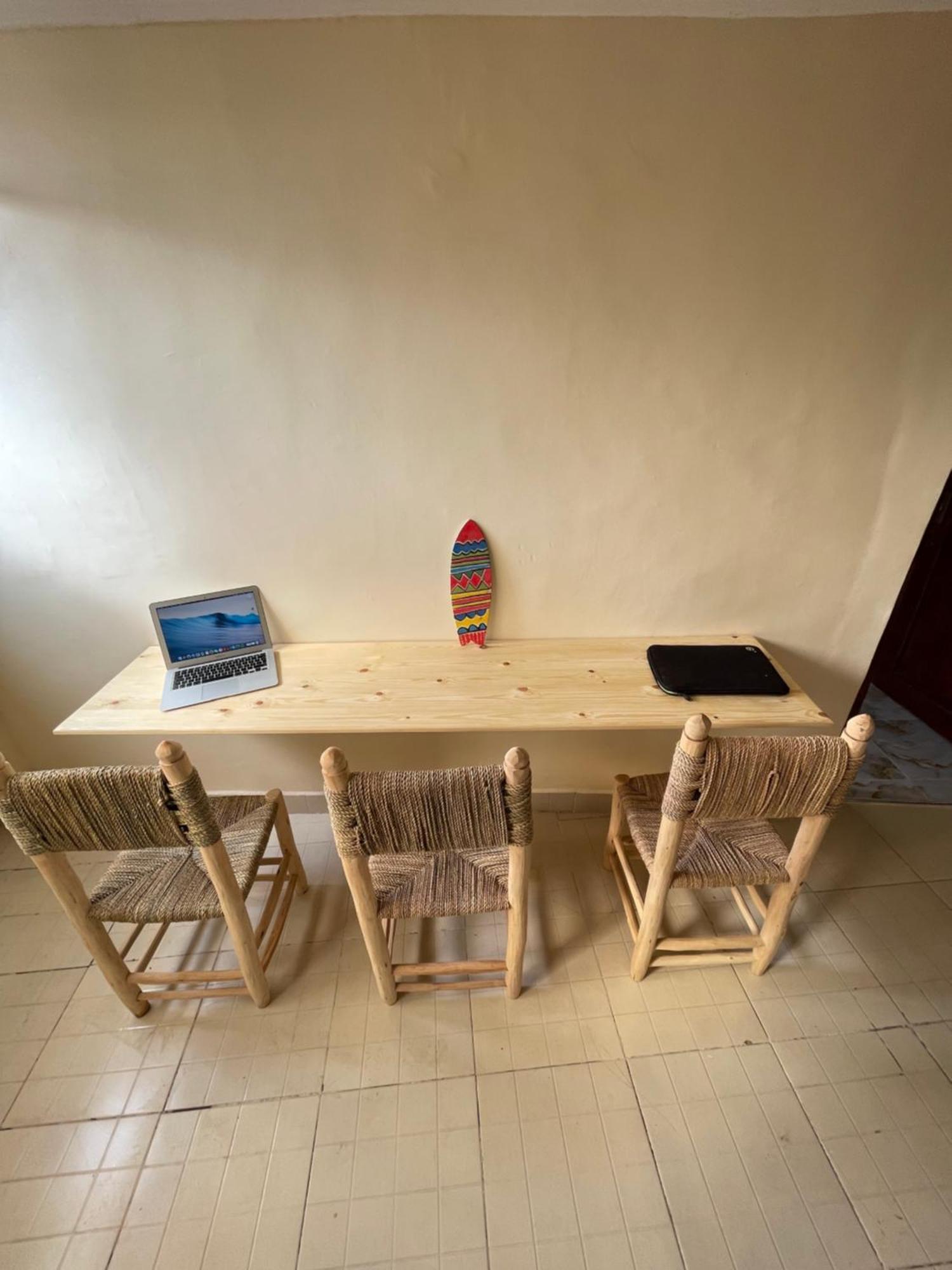 Yasurf Guesthouse ทากาเซาท์ ภายนอก รูปภาพ