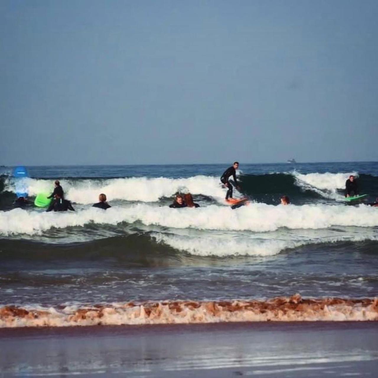 Yasurf Guesthouse ทากาเซาท์ ภายนอก รูปภาพ